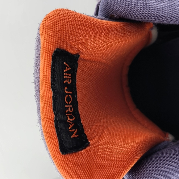 Jordan Athletic Shoes in Purple and Green - Picture 2 of 16